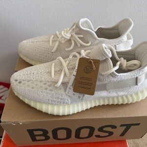 Adidas Yeezy Boost 350 V2 - White (Bone)